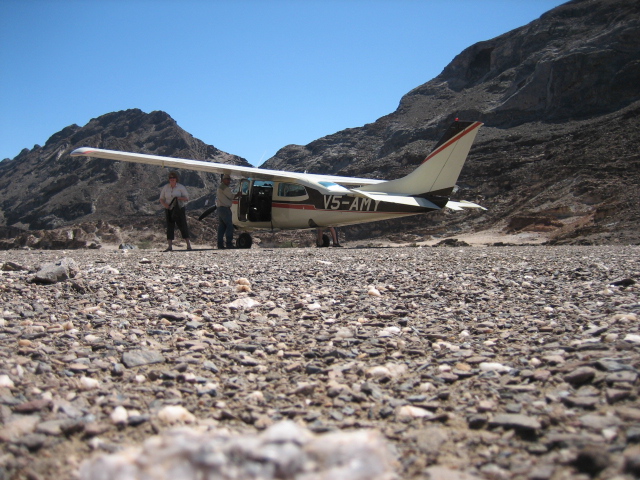 Landing in canyon for geology lesson